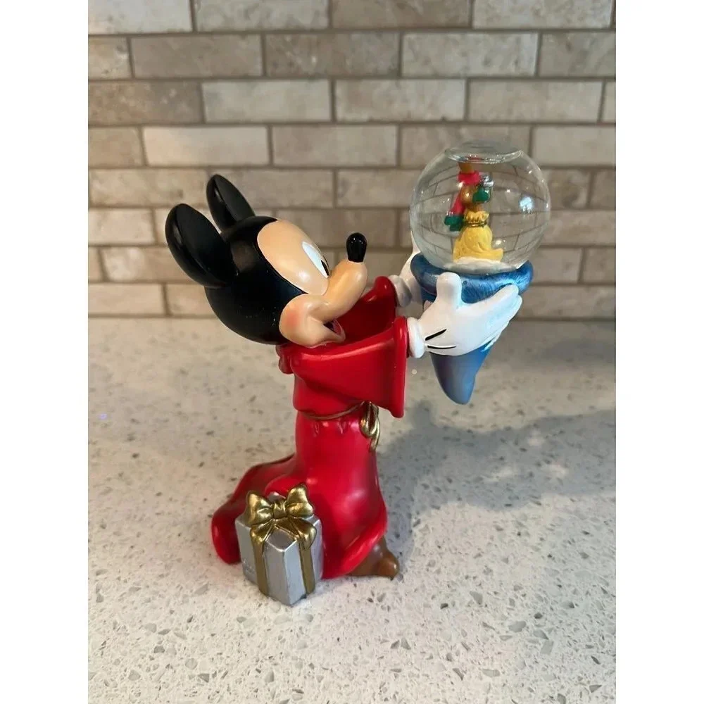 Disney Mickey Mouse Sorcerer Apprentice Fantasia Figure Snowglobe Gift Christmas